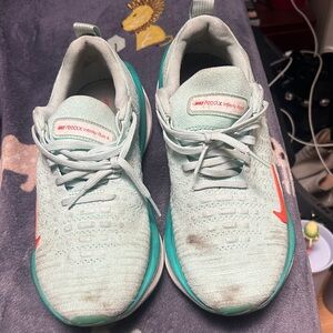 Nike Sneakers - Mint Green and Orange